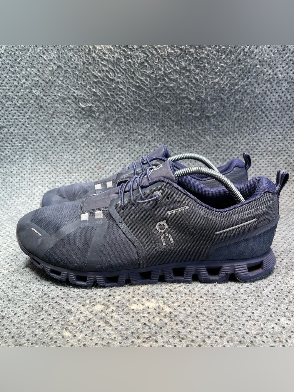 On Cloud 5 Navy Blue Running Shoes Size 11 Men’s